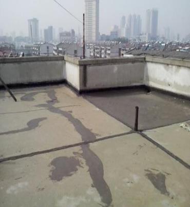 恭城漏水维修 楼顶漏水是什么原因，楼顶漏水维修方法是什么?